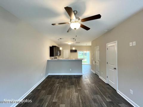 113 Jaydn Dr E, Jacksonville, NC 28546 photo 3