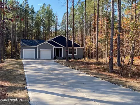 129 Teagarden Ct, Sanford, NC 27332