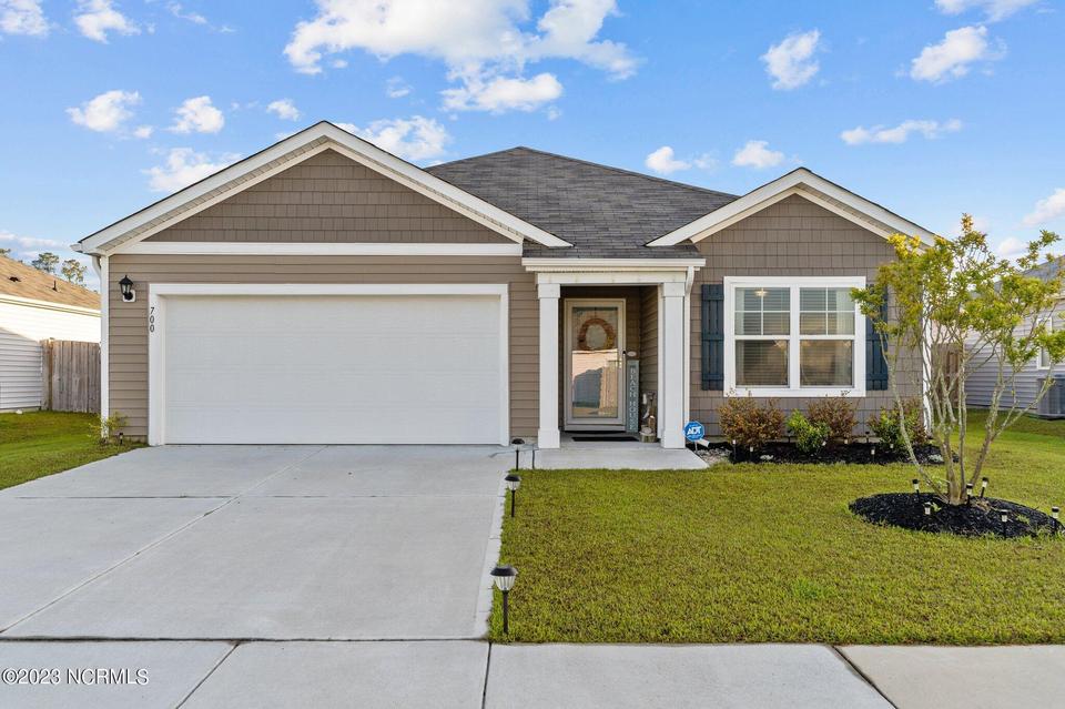  700 Loftus Way NE, Leland, NC 28451 photo 1