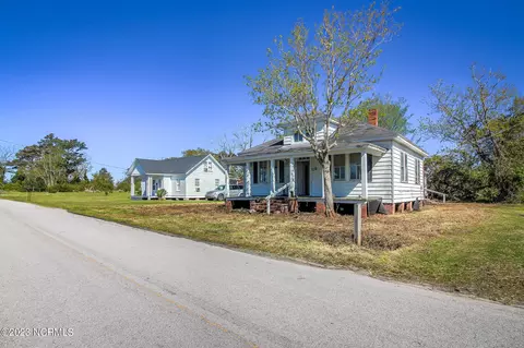 326 Community Rd, Davis, NC 28524 photo 3