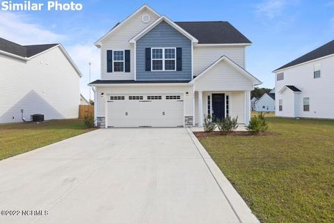 526 White Shoal Way, Sneads Ferry, NC 28460