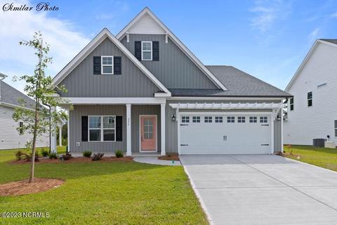 214 W Yellow Lois Dr, Hampstead, NC 28443