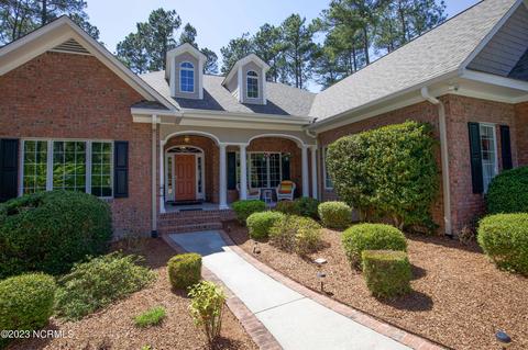 65 Greyabbey Dr, Pinehurst, NC 28374 photo 5