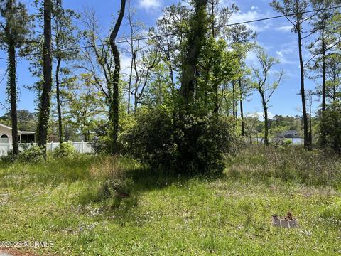 1125 River Dr SW, Calabash, NC 28467