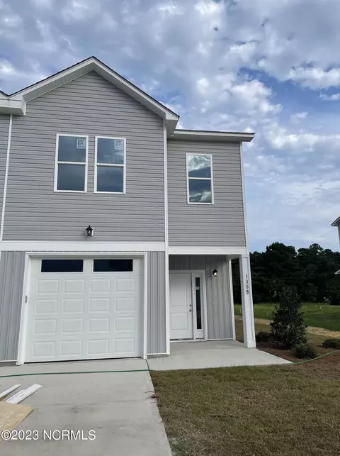 136 Pasture Ln #14B, Peletier, NC 28584