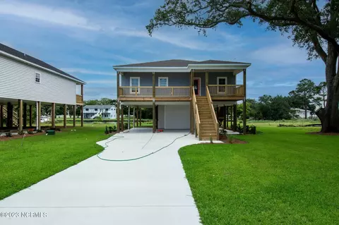 107 Orca Way, Cedar Point, NC 28584
