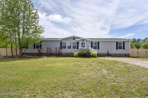 95 Striker Ct, Rocky Point, NC 28457
