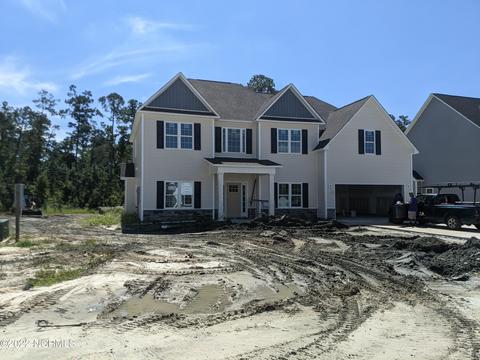 38 Chippewa Ln, Rocky Point, NC 28457