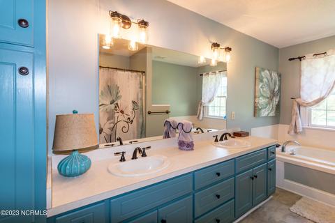 200 Lynch Rd, Selma, NC 27576 photo 46
