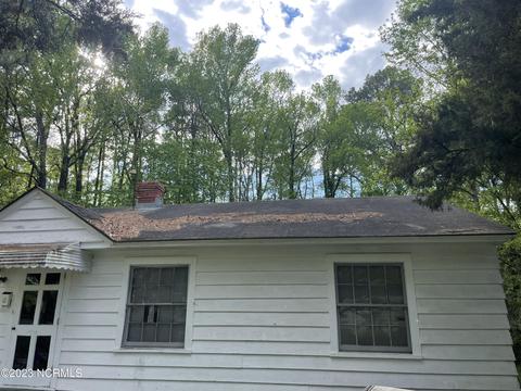 211 Emory St W, Wilson, NC 27893