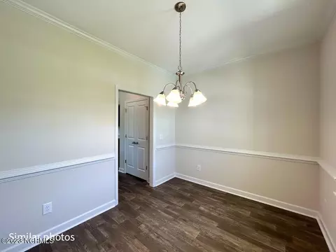 608 Riggs Rd, Hubert, NC 28539 photo 11