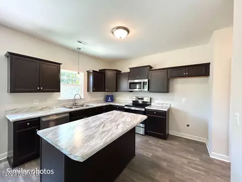 608 Riggs Rd, Hubert, NC 28539 photo 16