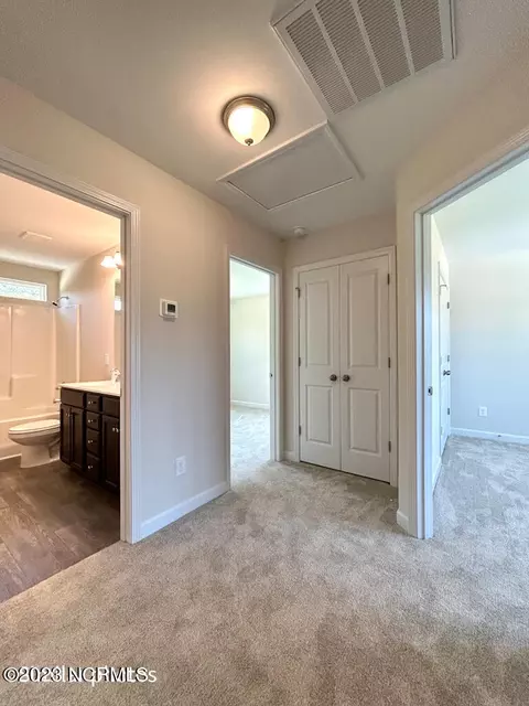 608 Riggs Rd, Hubert, NC 28539 photo 28