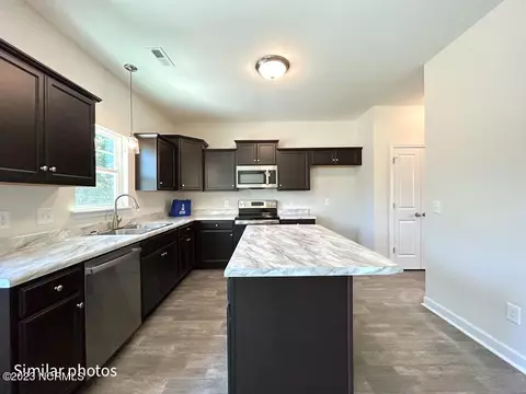 608 Riggs Rd, Hubert, NC 28539 photo 17