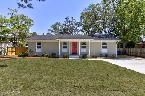 58 Northwood Dr, Wilmington, NC 28405