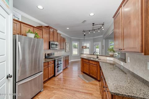 101 Sweet Grass Trl, Cedar Point, NC 28584 photo 9