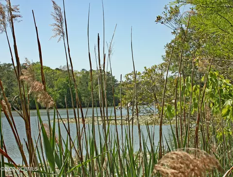 3581 Lake Shore Dr SW, Shallotte, NC 28470
