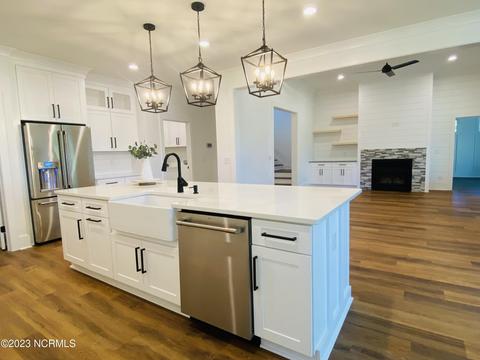 202 Hatteras Ct, Hampstead, NC 28443 photo 14