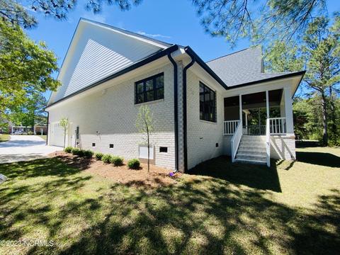 202 Hatteras Ct, Hampstead, NC 28443 photo 4