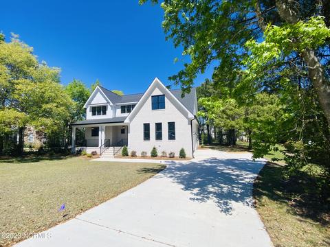 202 Hatteras Ct, Hampstead, NC 28443 photo 3