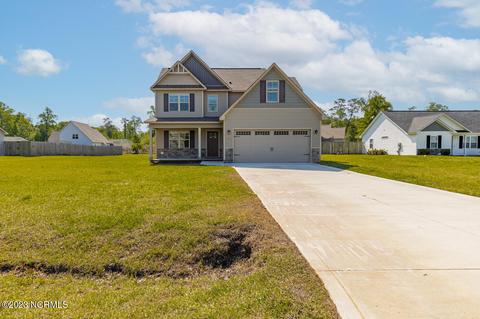 444 Mccall Dr, Jacksonville, NC 28540