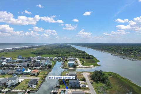 161 Scotch Bonnet Dr, Holden Beach, NC 28462