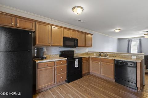 417 Sullivan Loop Rd, Midway Park, NC 28544 photo 8