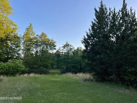 14522 Old Lake Rd, Riegelwood, NC 28456