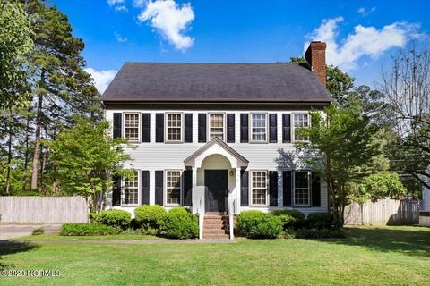 310 Pinecrest Dr W, Wilson, NC 27893