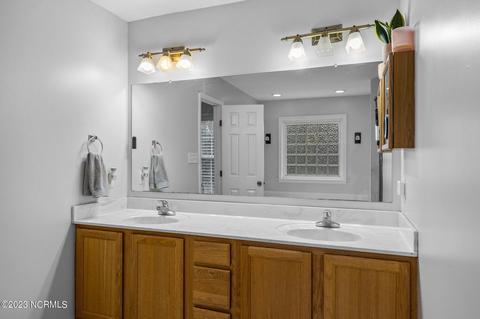 136 Avon Dr, Hubert, NC 28539 photo 33