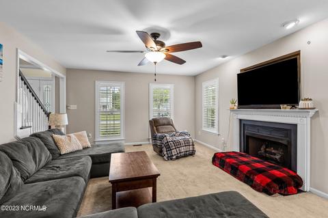 136 Avon Dr, Hubert, NC 28539 photo 9