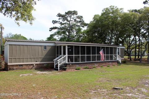 2496 Captain Kidd Dr SW, Supply, NC 28462
