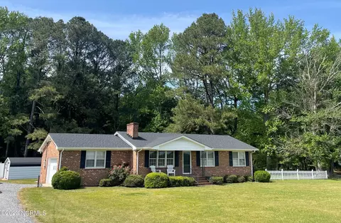 1122 Grays Mill Rd, Snow Hill, NC 28580