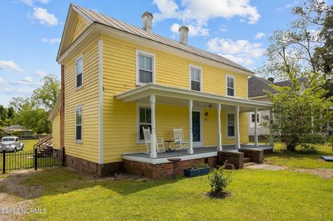 207 Main St, Pollocksville, NC 28573
