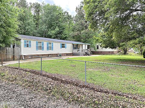 125 Lanier Ave, Rocky Point, NC 28457