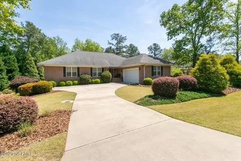 100 Pitch Pine Ln, Pinehurst, NC 28374 photo 2