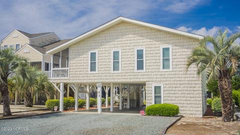 418 33rd St, Sunset Beach, NC 28468