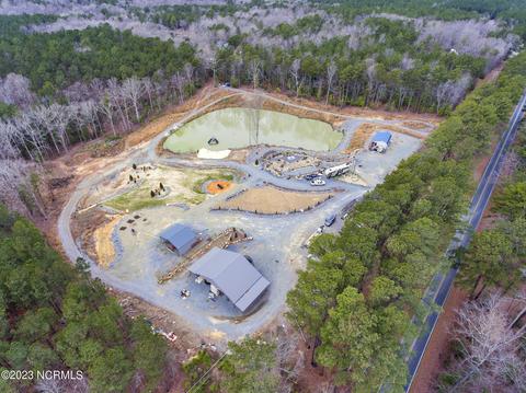 2400 Underwood Rd, Carthage, NC 28327