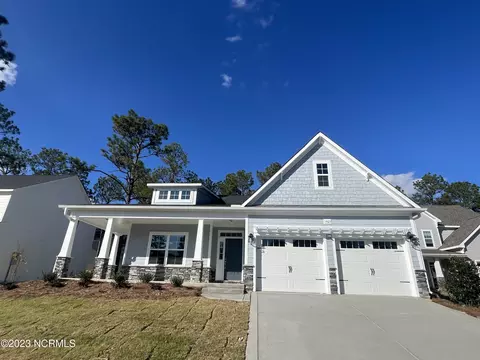 1405 Baden Ct, Aberdeen, NC 28315