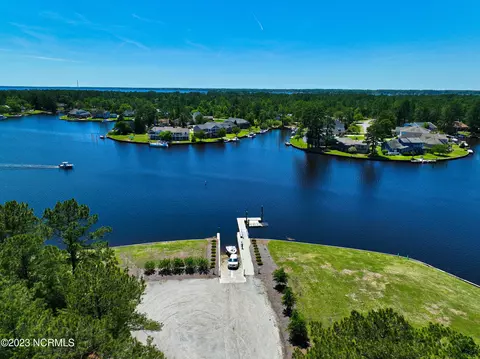 910 Bee Tree Ct, New Bern, NC 28560 photo 18