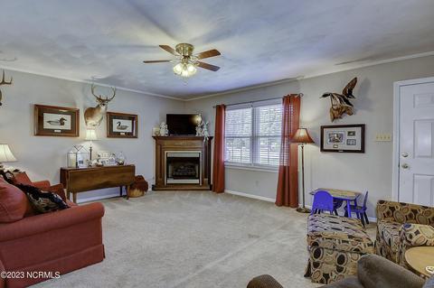 889 Nc Highway 37 N, Gates, NC 27937