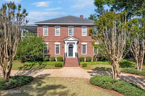 216 Bradley Creek Point Rd, Wilmington, NC 28403