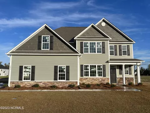2031 Sharpnose St, New Bern, NC 28562