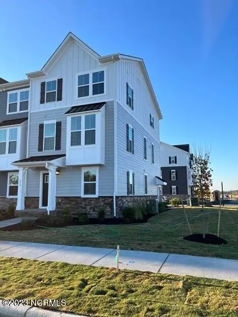 200 Lydia St, Moyock, NC 27958