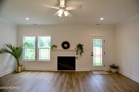 646 Bald Eagle Dr, Vass, NC 28394 photo 10