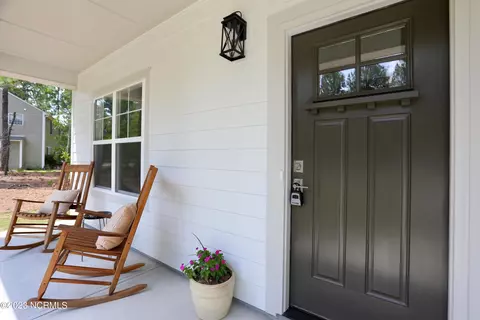 696 Bald Eagle Dr, Vass, NC 28394 photo 3