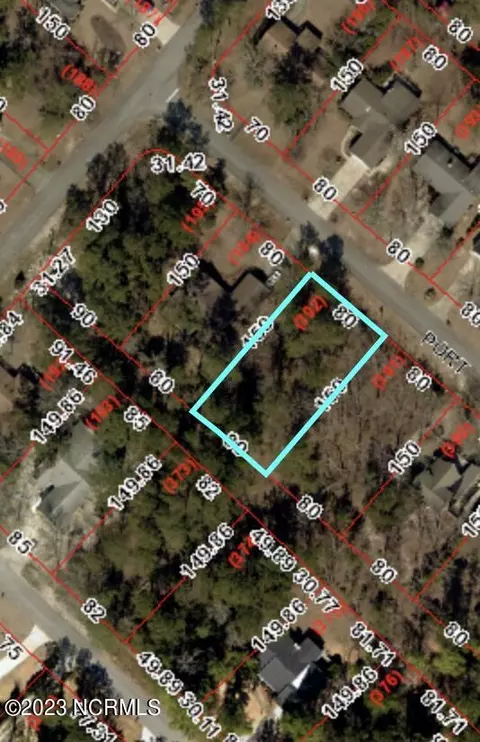 5804 Port Dr, New Bern, NC 28560