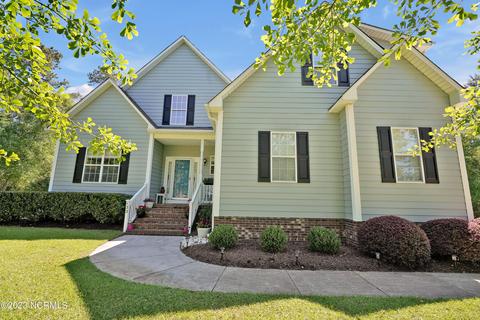133 Headwaters Dr, Hampstead, NC 28443