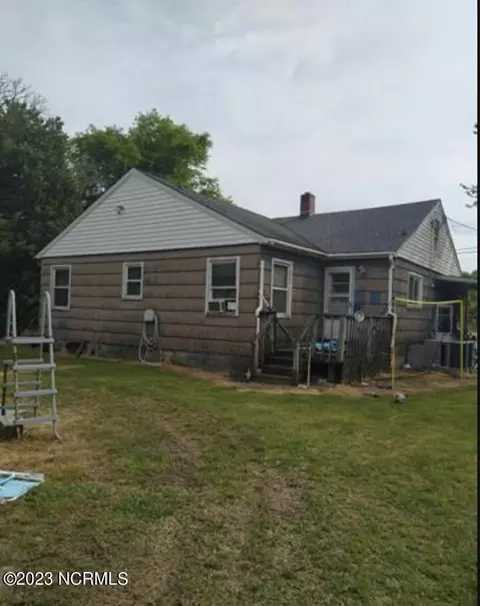 6019 Caratoke Hwy, Poplar Branch, NC 27965