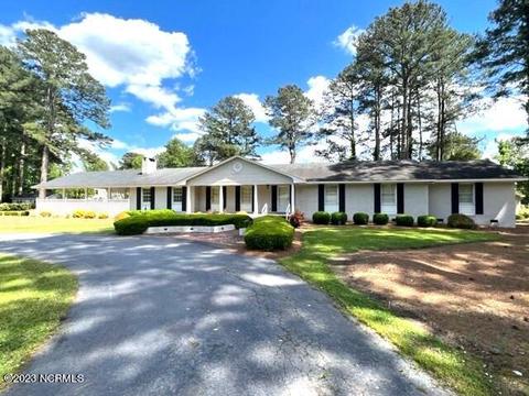 106 Albemarle Dr, Ahoskie, NC 27910